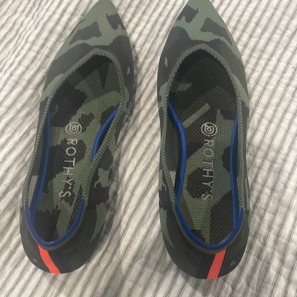 Cano Rothy’s shoes Size 9